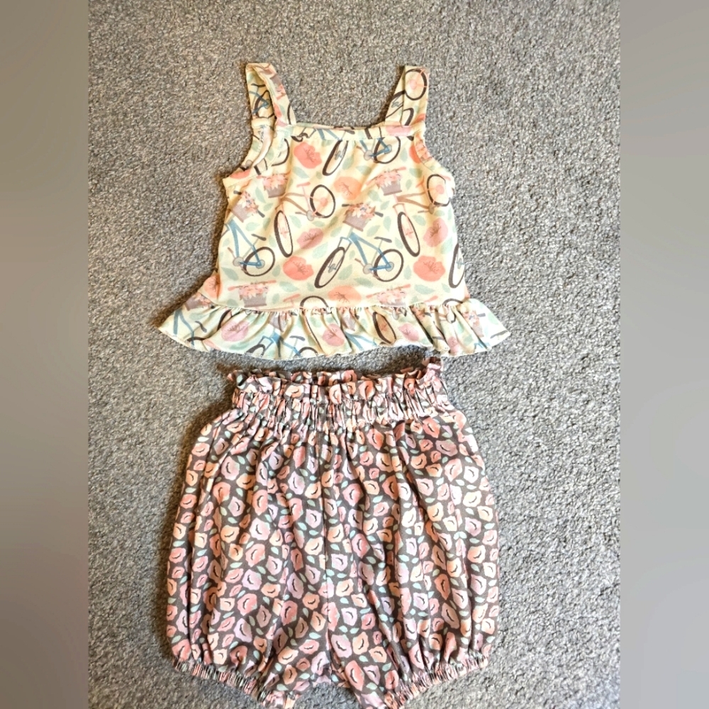 Pete & Lucy 2 Piece Set Top Bloomers Infant 12-18 Month Boutique Brand